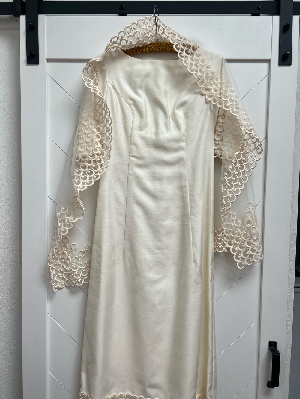 Emma Domb 1960’s exquisite Ivory Midi Wedding Dress w/ Decorative Loop Trim/Cape